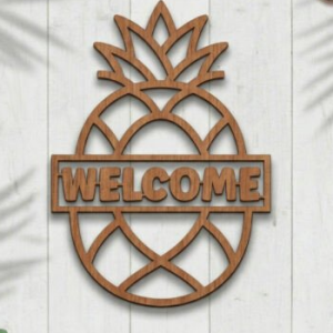 Pineapple Welcome Sign
